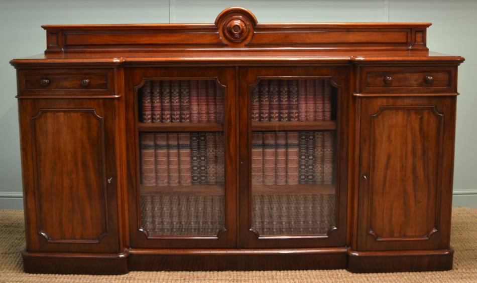 Quality Victorian Mahogany Antique Sideboard with Glazed Display.