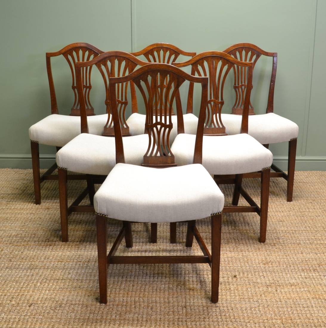 Set of Six Georgian Hepplewhite Design Antique Dining Chairs