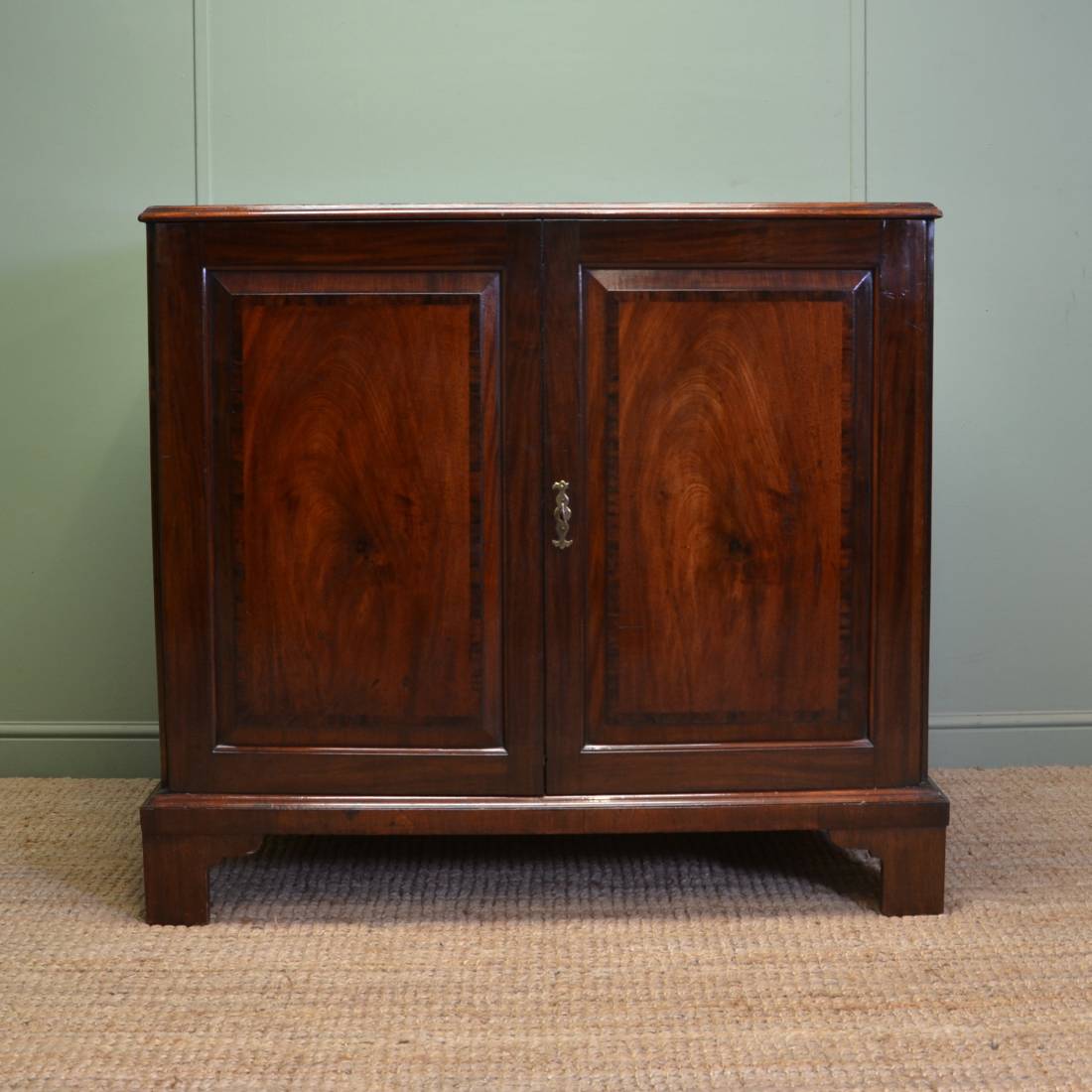 Georgian Cupboards