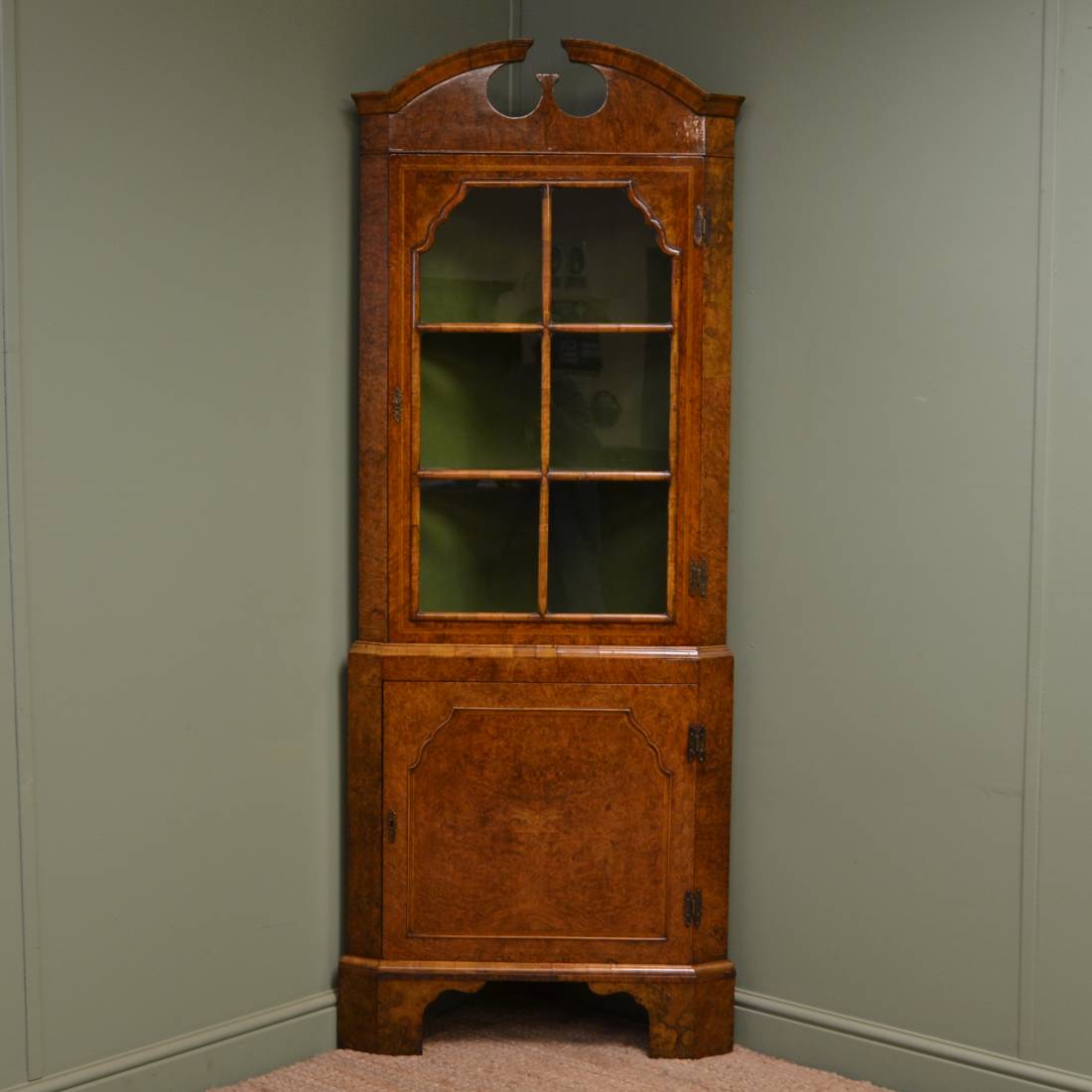 Figured Burr Walnut Antique Edwardian Antique Corner Cabinet