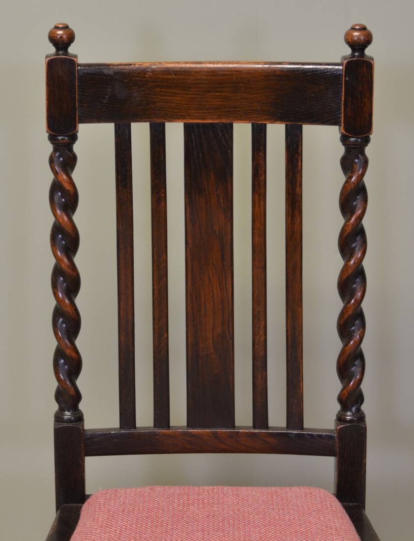 Super Set Of Eight Barley Twist Oak Antique Dining Chairs