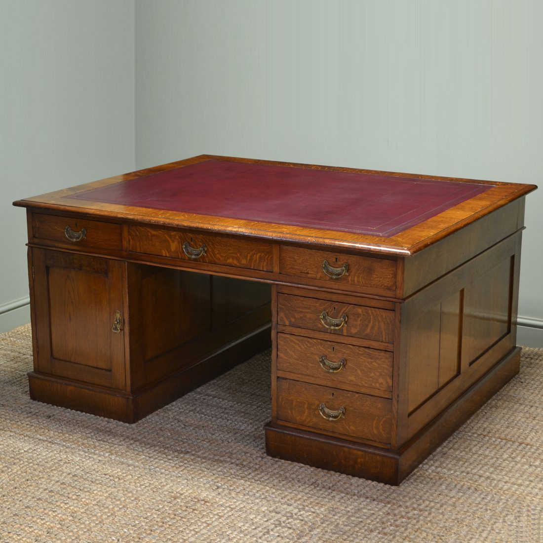 Large Quality Victorian Oak Antique True Partners Desk