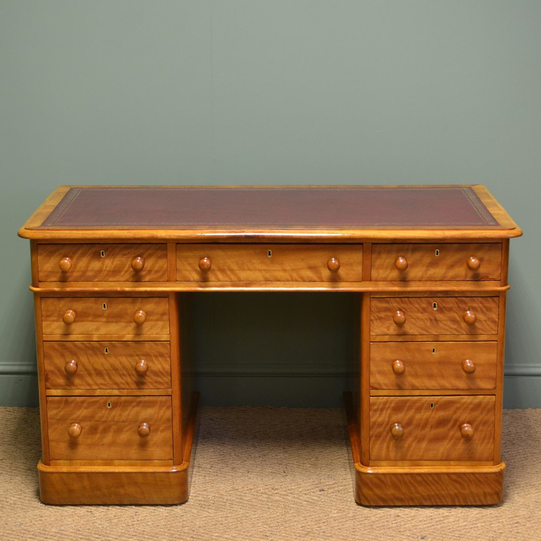Spectacular Quality Figured Satin Birch Victorian Antique Pedestal Desk