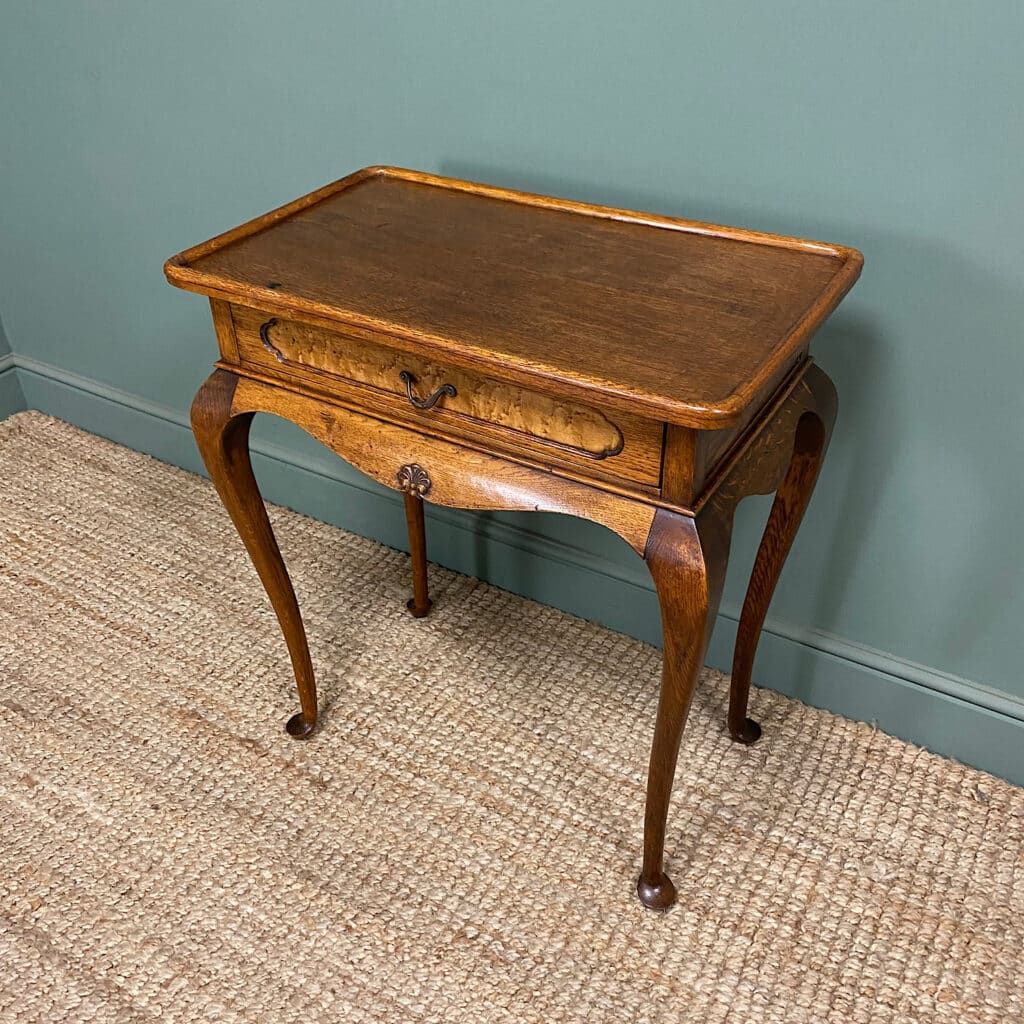 Country Oak Antique Side Table - Antiques World