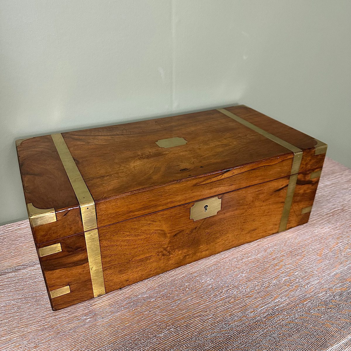 Stunning Walnut Antique Victorian Writing Slope