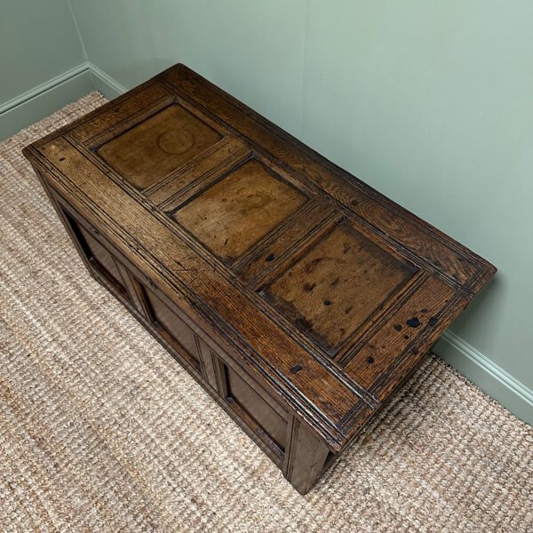 Country House Period Oak Antique Kist