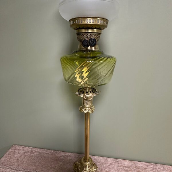 Spectacular Large Victorian Antique Brass Oil Lamp