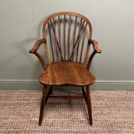 Country House Antique Elm Windsor Chair