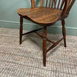 Country House Antique Elm Windsor Chair