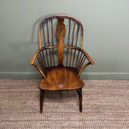 Country House Antique English Windsor Chair