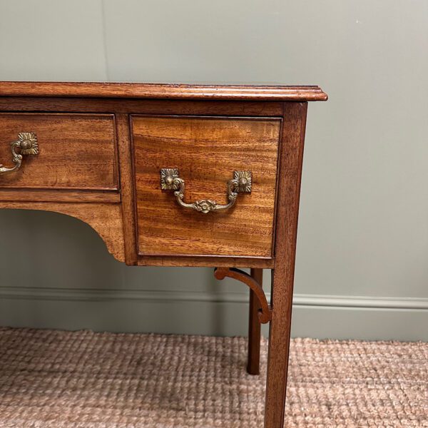 Country House Georgian Mahogany Antique Low Boy / Side Table