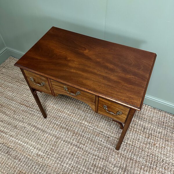 Country House Georgian Mahogany Antique Low Boy / Side Table