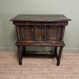 Country House Period Oak Antique Chest / Livery Cupboard