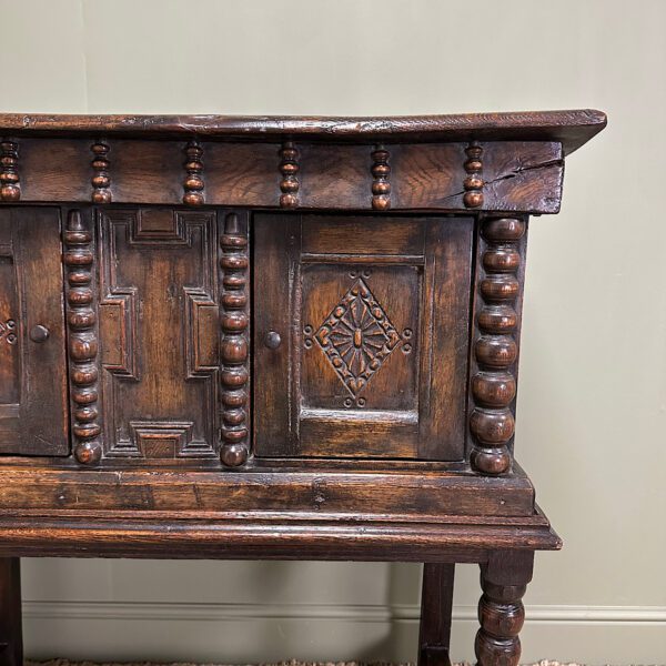 Country House Period Oak Antique Chest / Livery Cupboard