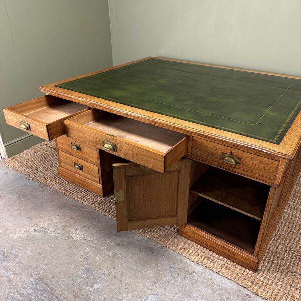 Large Quality Oak Antique Partners Desk