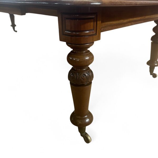 Large Mahogany Antique Victorian Dining Table