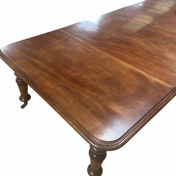 Large Mahogany Antique Victorian Dining Table