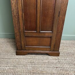 Quality Oak Antique Hall Wardrobe / Cupboard