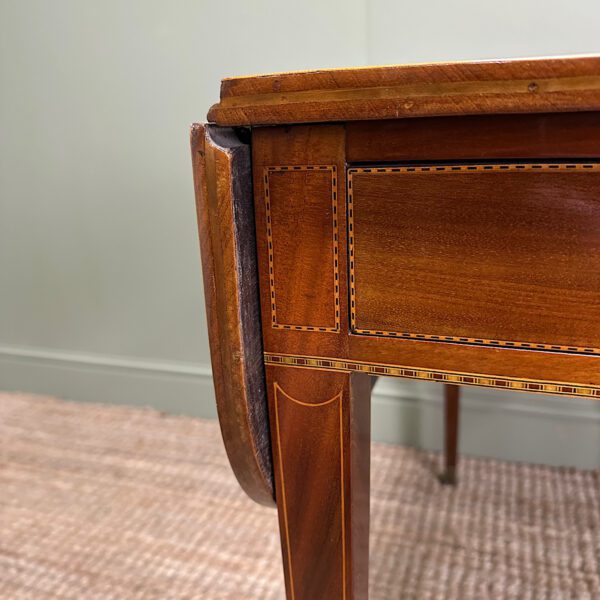 Elegant Victorian Antique Drop Leaf Table