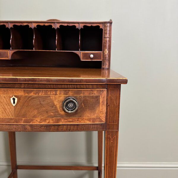 Elegant Antique Bonheur Du Jour