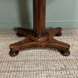 Elegant 19th century Antique Card Table