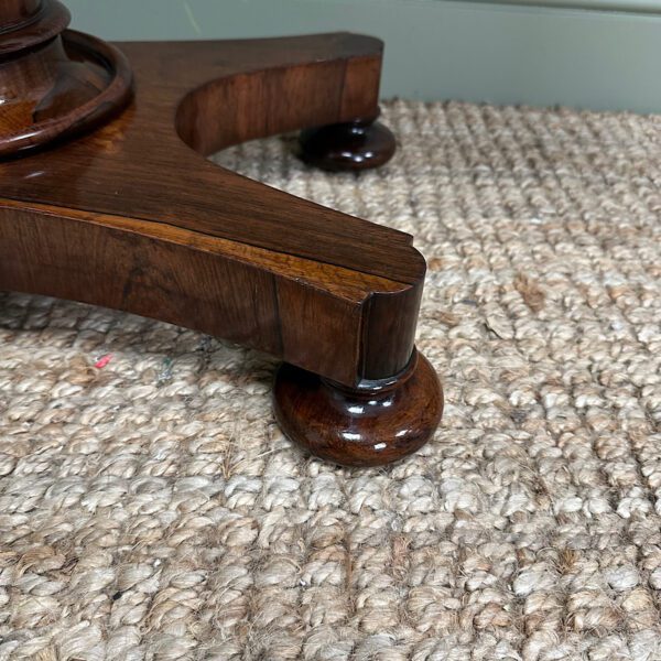 Elegant 19th century Antique Card Table