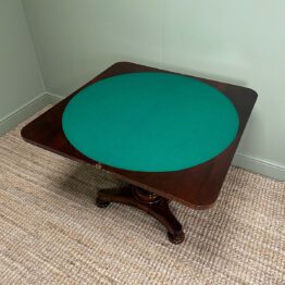 Elegant 19th century Antique Card Table