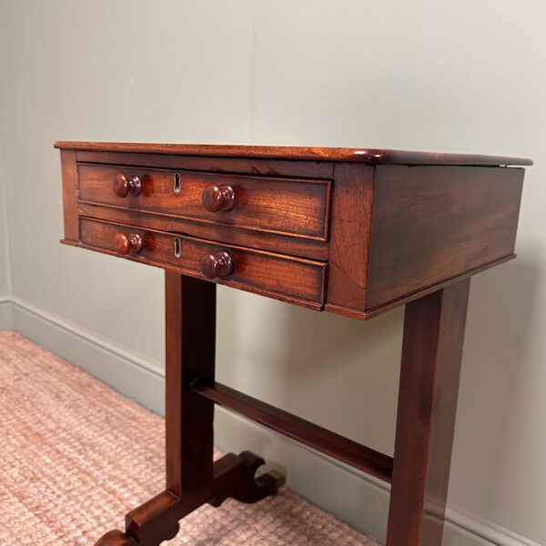 Fine Mahogany Antique Regency Side Table