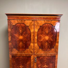 Beautiful Mahogany Bow Fronted Antique Edwardian Wardrobe