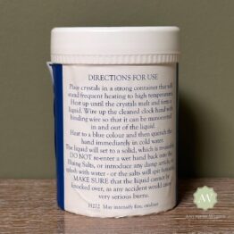 Curator Bluing Salts back of tub with instructions