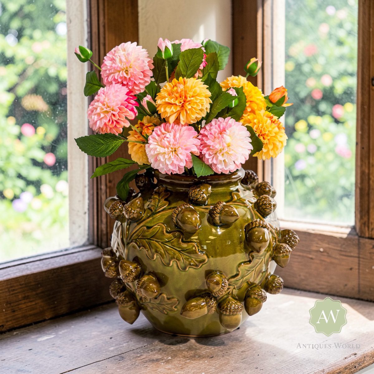 Crackle Oak Green Multi Acorn Ceramic Vase