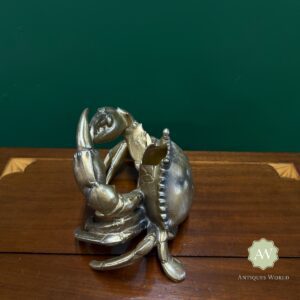 Antiqued Gold Thirsty Crab Wine Bottle Holder Lifestyle